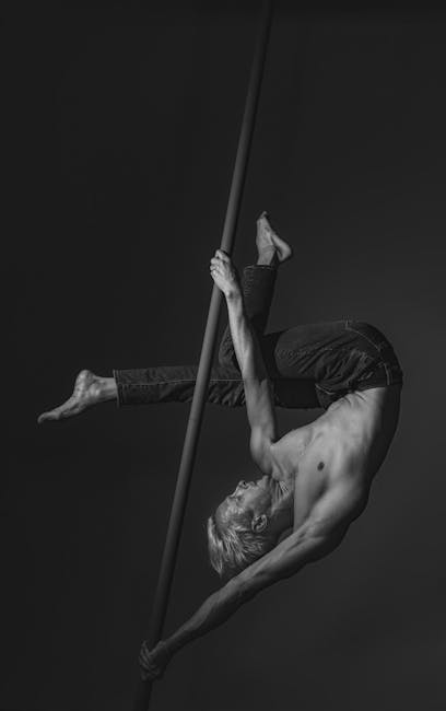 How Derek Hough Moves: Breaking Down His Unique Dance Style & Training