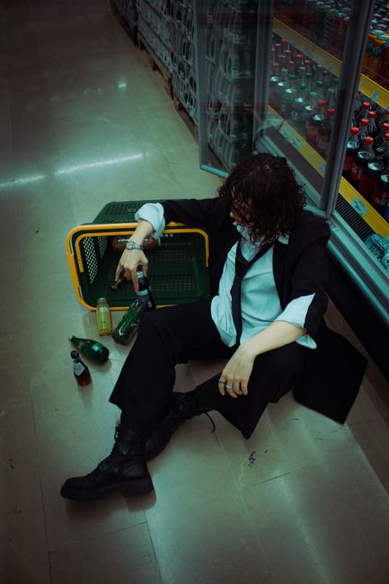 The Secret Ritualof Smoking Behind the Supermarket With You